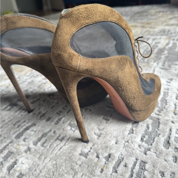 Alaia Olive Booties - Picture 2 of 4